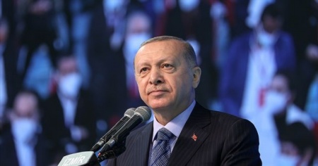 Cumhurbaşkanı Erdoğan: 81 ilde bug&uuml;ne kadar 1,5 milyon konutun d&ouml;n&uuml;ş&uuml;m&uuml;n&uuml; tamamladık