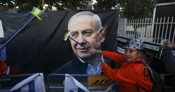 Netanyahu yeniden hakim karşısında